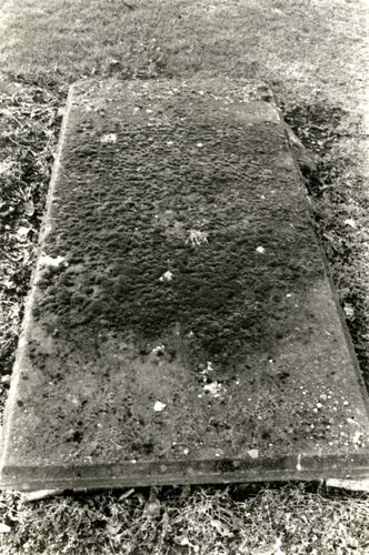 Grave of William and Elizabeth Sipthorp, 1986
