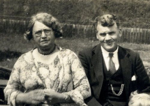 Jennie Lee's parents