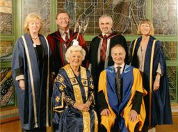 view image of OU staff and honorary graduate Tony Robinson