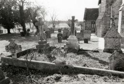 video preview image for Graves of members of the Pinfold family, 1986