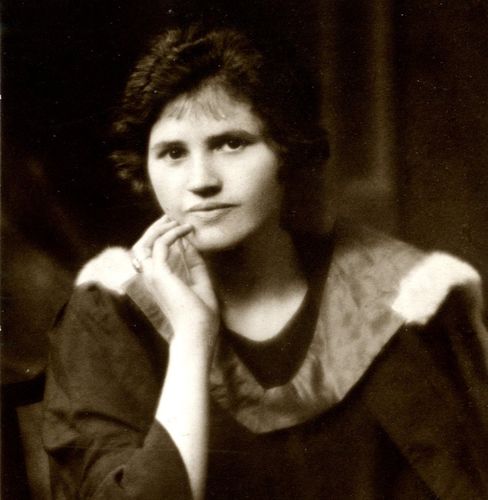 Jennie Lee 