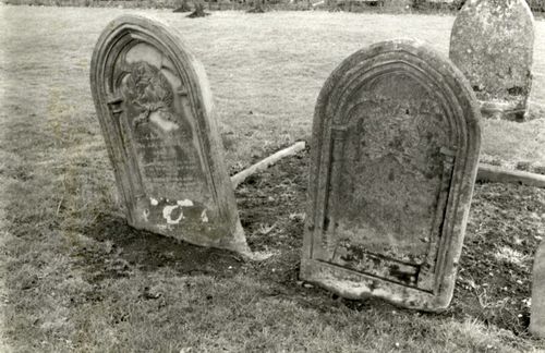 Grave of Thomas and Mary King, 1986