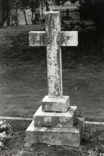 Grave of William John and Emma Cook, 1986